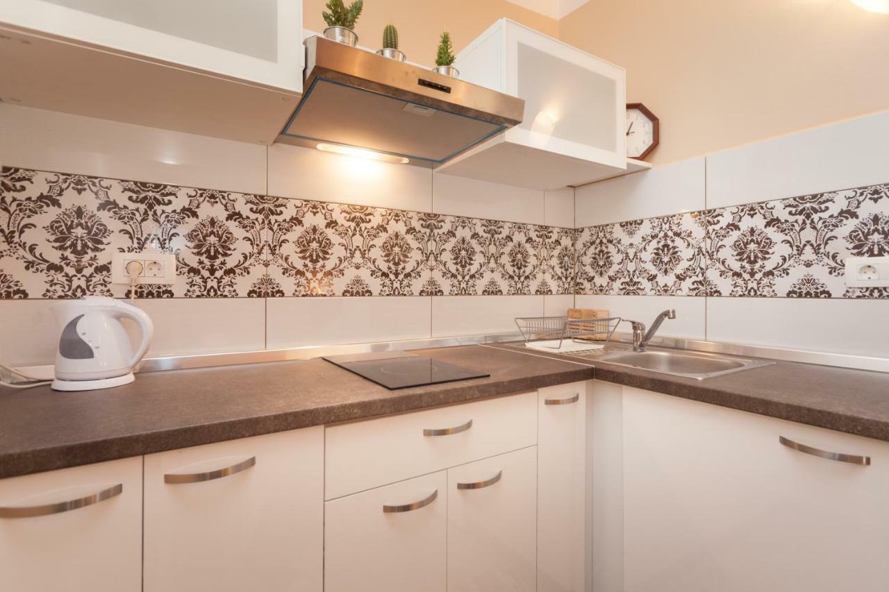 Nice Apartment In The City Center Rovinj Buitenkant foto